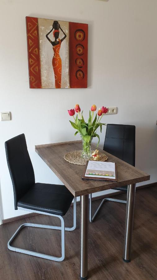 Seensucht & Urlaubstraeume, Ferienwohnung "Seerose" Grossraeschen Dış mekan fotoğraf