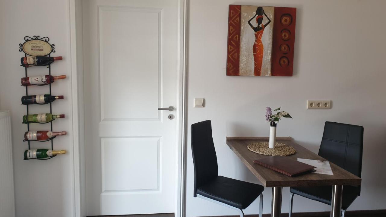 Seensucht & Urlaubstraeume, Ferienwohnung "Seerose" Grossraeschen Dış mekan fotoğraf